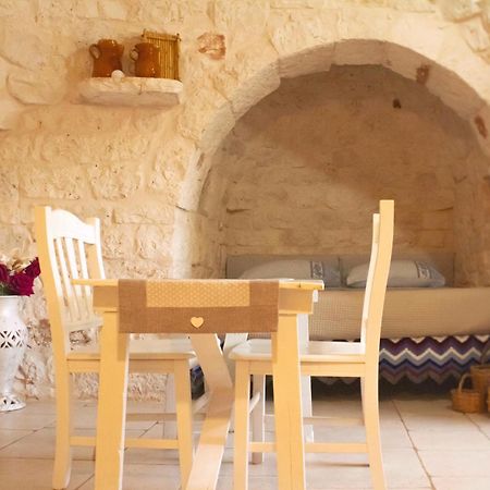 Il Trullo Di Francesca Villa Челие Месапика Екстериор снимка
