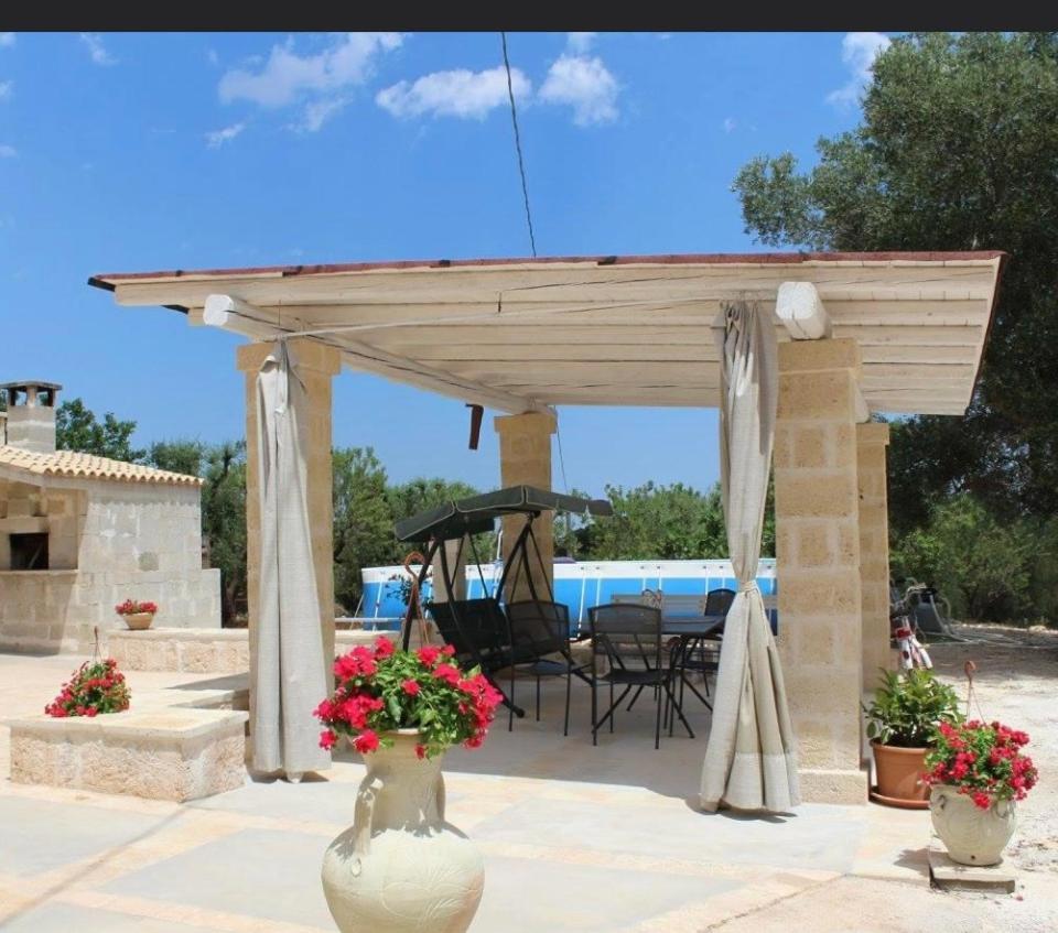 Il Trullo Di Francesca Villa Челие Месапика Екстериор снимка
